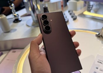 Ulasan Kamera Z Fold8 Ultra vs S26 Ultra: Mana yang Lebih Tangguh?
